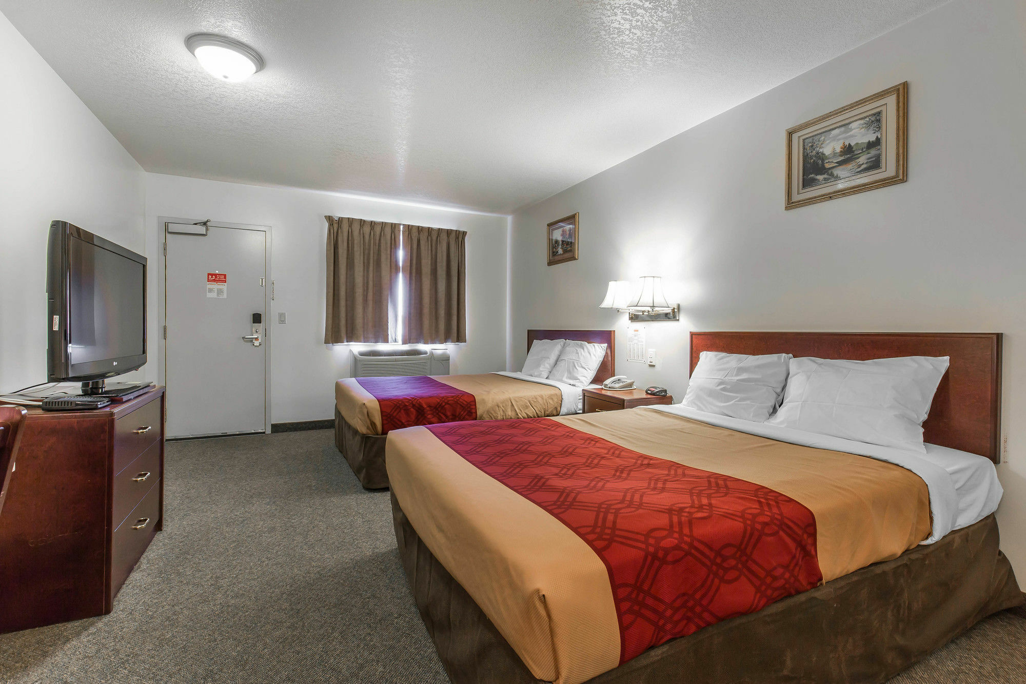 Empire Inn & Suites Penhold Экстерьер фото